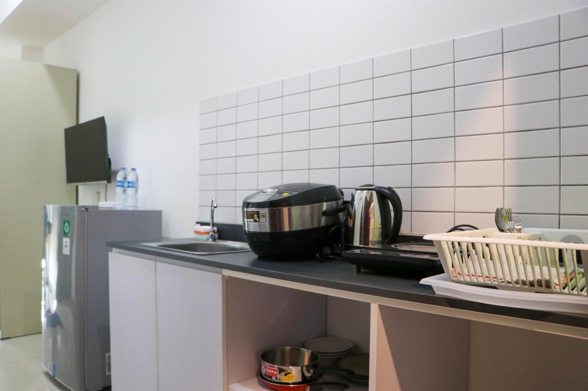 Simply Look And Comfy Sayana By Travelio Apartemen Bekasi
